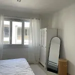 Le Niquet Spacious 2-bedroom In The Heart Of Apartment