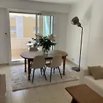 Le Niquet Spacious 2-bedroom In The Heart Of Apartment Antibes
