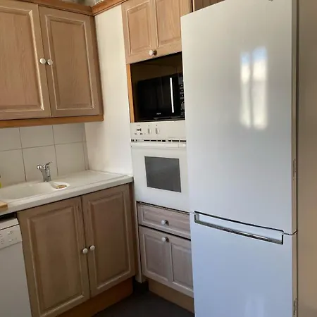 Daire Le Niquet Spacious 2-bedroom In The Heart Of Antibes