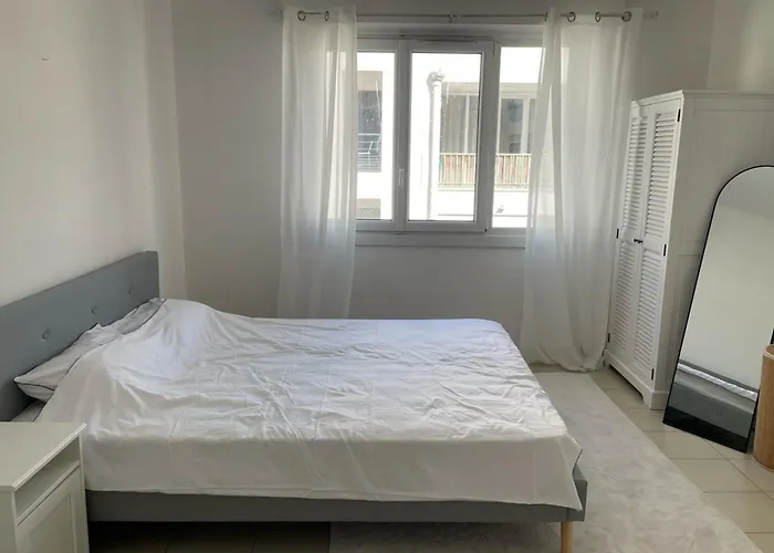 Le Niquet Spacious 2-bedroom In The Heart Of Daire *