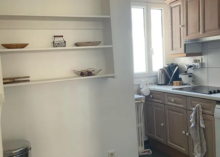 Le Niquet Spacious 2-bedroom In The Heart Of