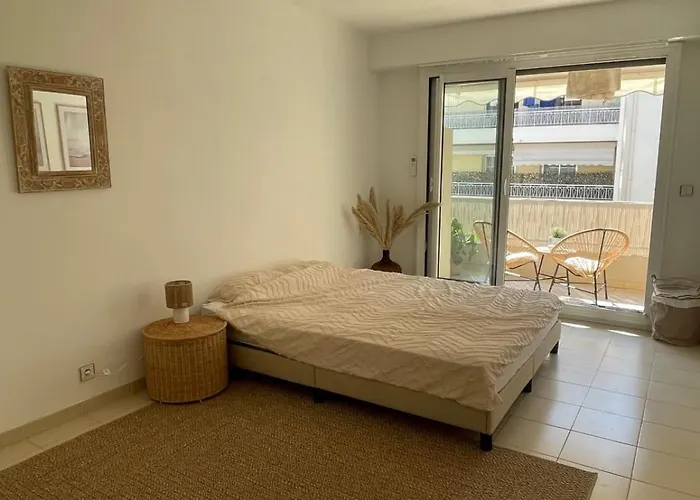 Daire Le Niquet Spacious 2-bedroom In The Heart Of *