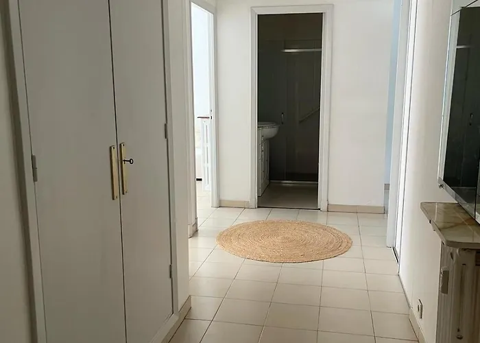 Le Niquet Spacious 2-bedroom In The Heart Of *